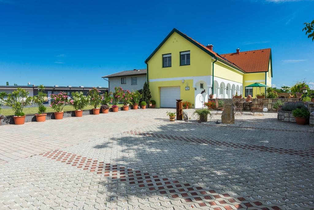 Appartementhaus Freiler Mörbisch am See Εξωτερικό φωτογραφία